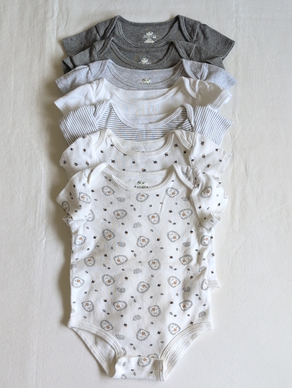 ROCOCO | 7 Pack Unisex Style Cotton Diaper Shirts Bodysuits Monochrome | 6-12M